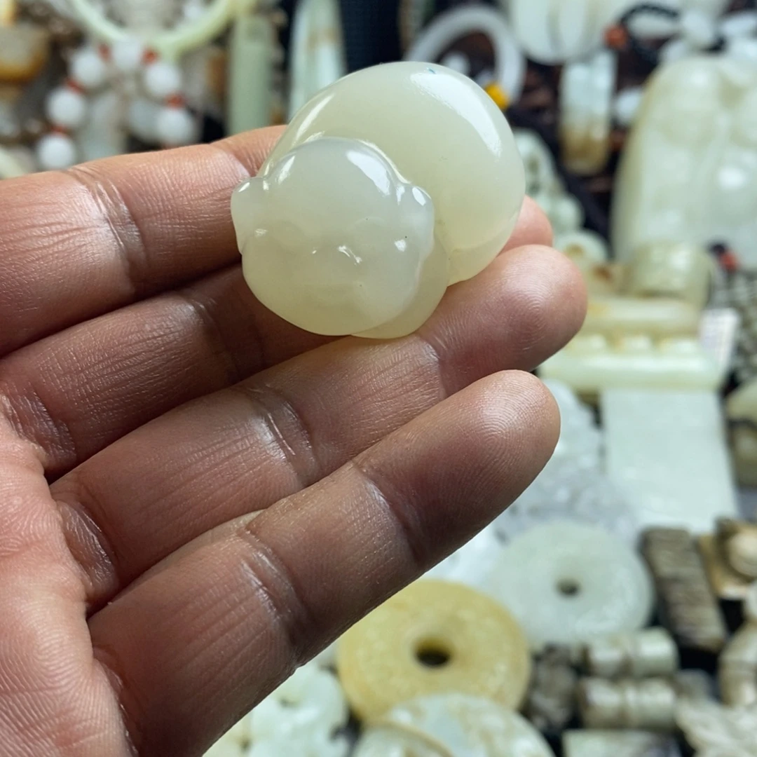 和田玉（糖玉）未镶嵌颈饰