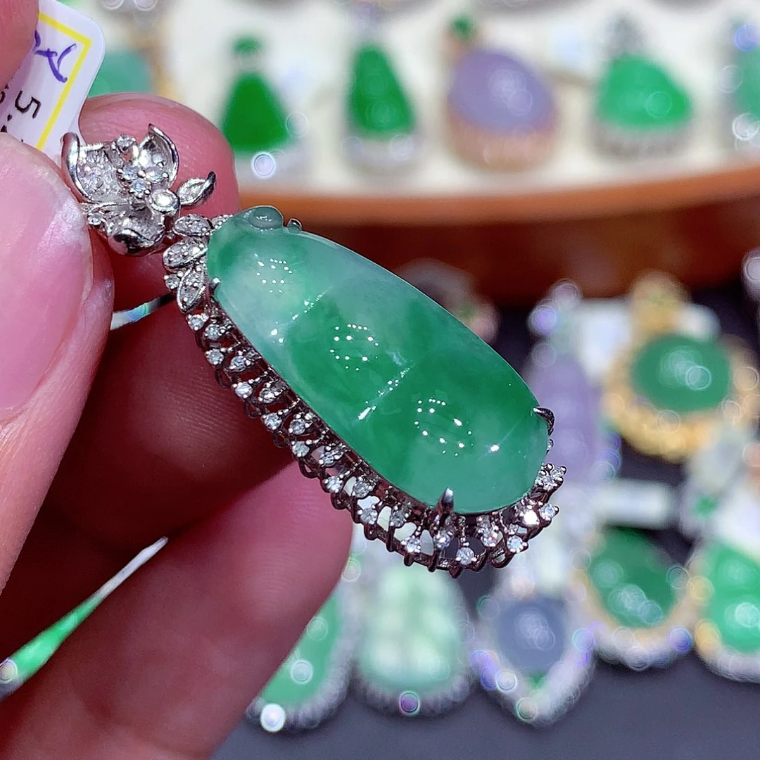 翡翠18K金镶嵌吊坠(不含链)