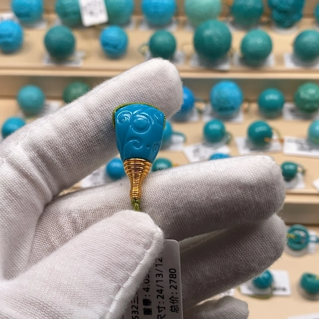 一***6绿松石未镶嵌精品高瓷绿松石哦