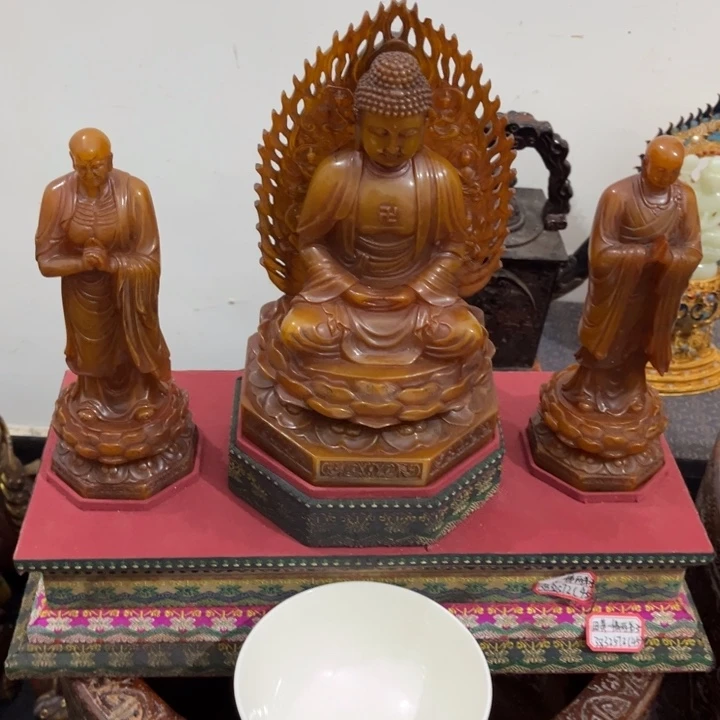 摆件李*臻瓷器和陶瓷的