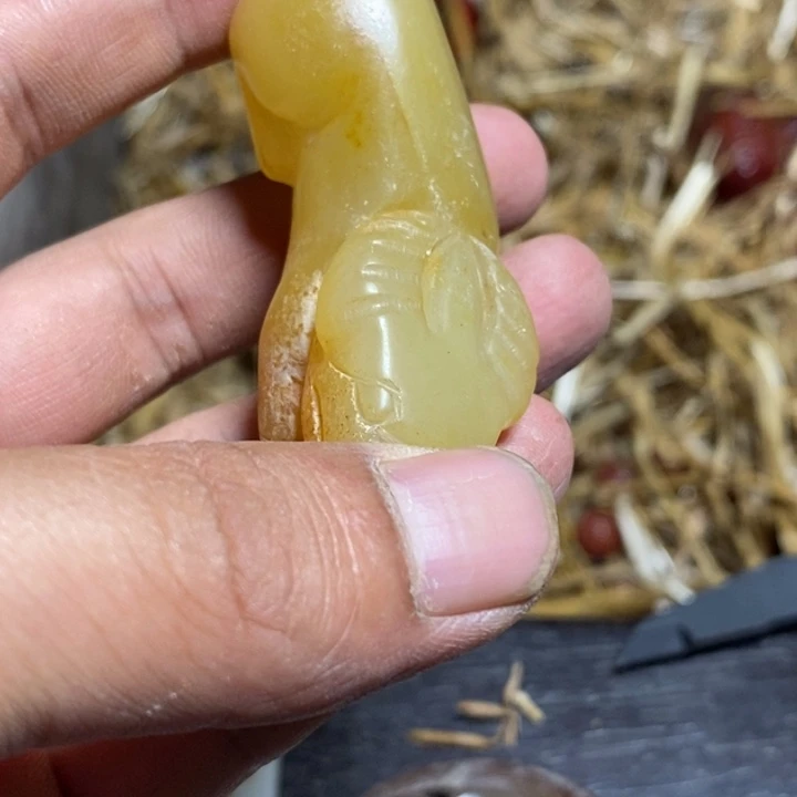 和田玉（糖玉）未镶嵌挂件