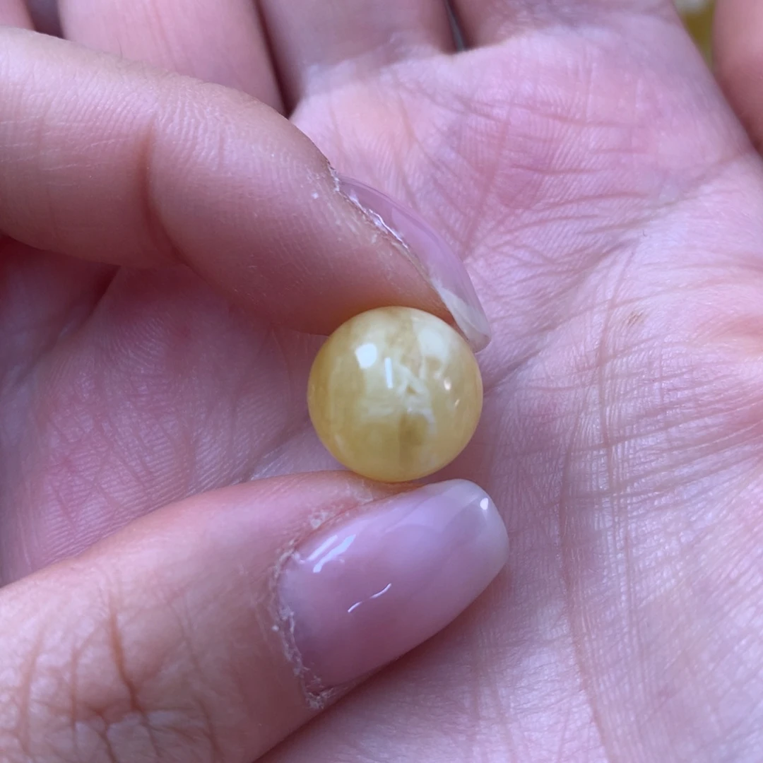 未镶嵌琥珀裸石目*蜜蜡