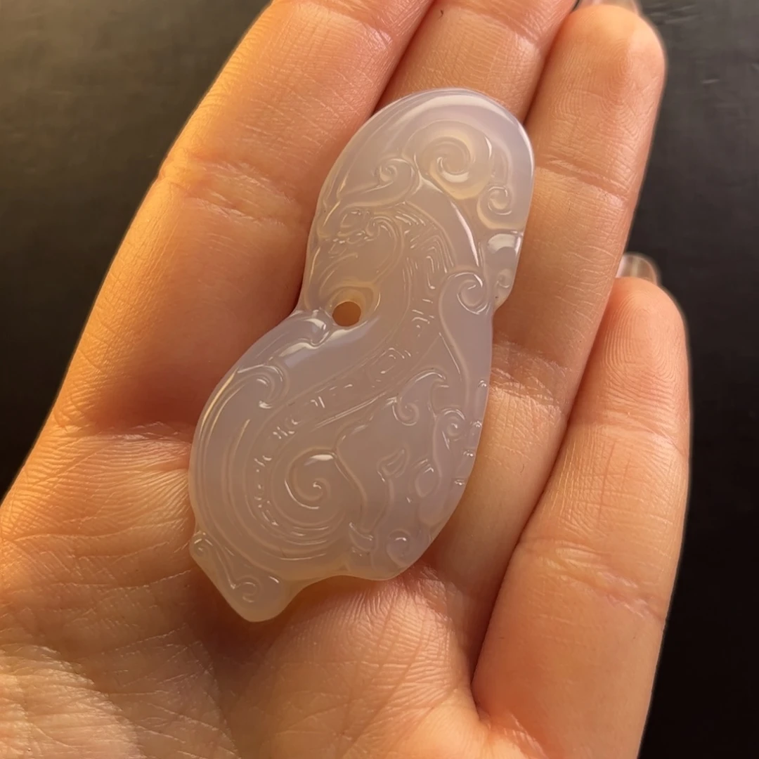 石英质玉木化挂件未镶嵌满**辰