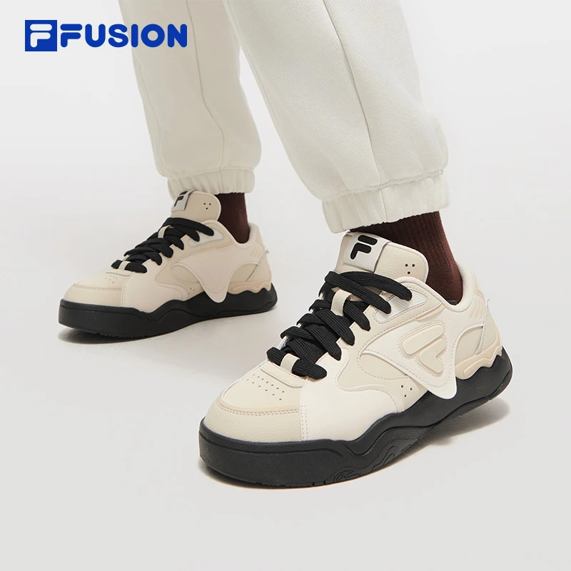 FILA斐乐正品女款时尚潮流百搭透气舒适运动休闲板鞋T12W512908