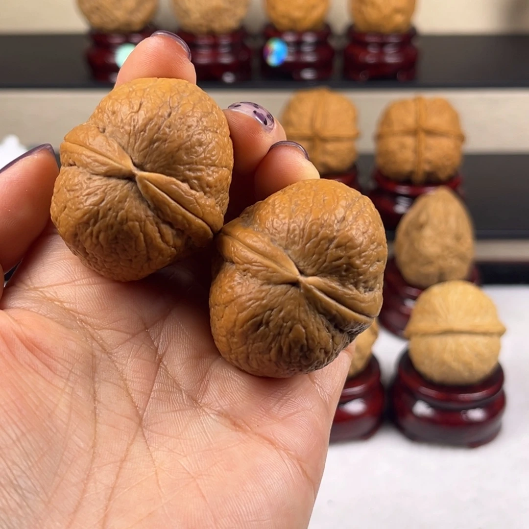 战****文玩核桃吊坠萌萌包W5