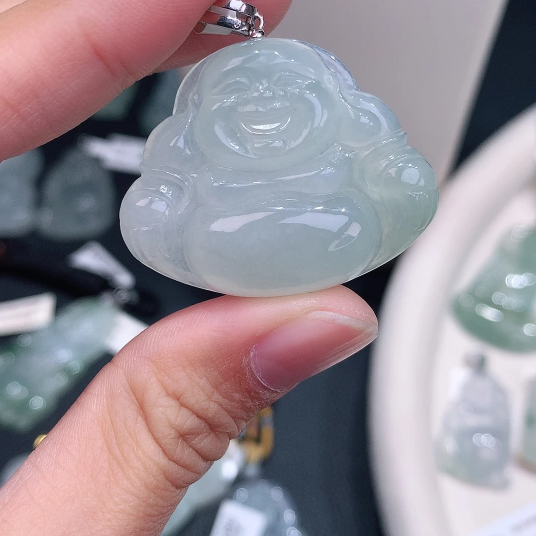 颈饰18K金镶嵌翡翠薄荷绿佛公