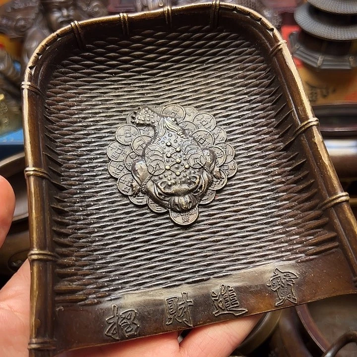 精美铜器摆件下单