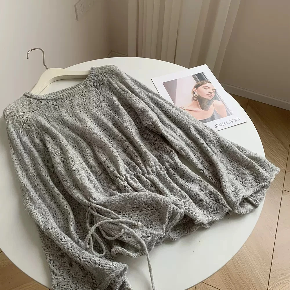 甜辣气质收腰镂空毛衣