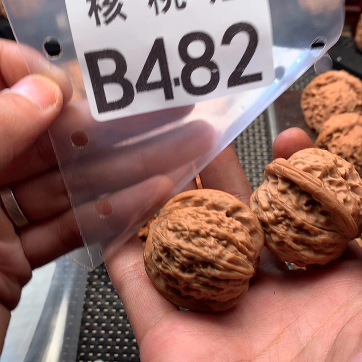 吊坠文玩核桃金麒麟