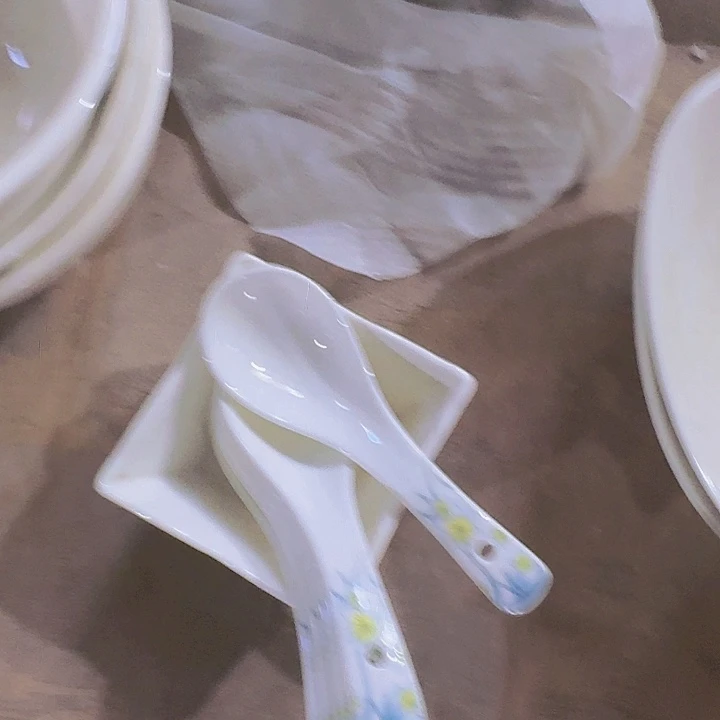 瓷水仙花 勺子  6 个