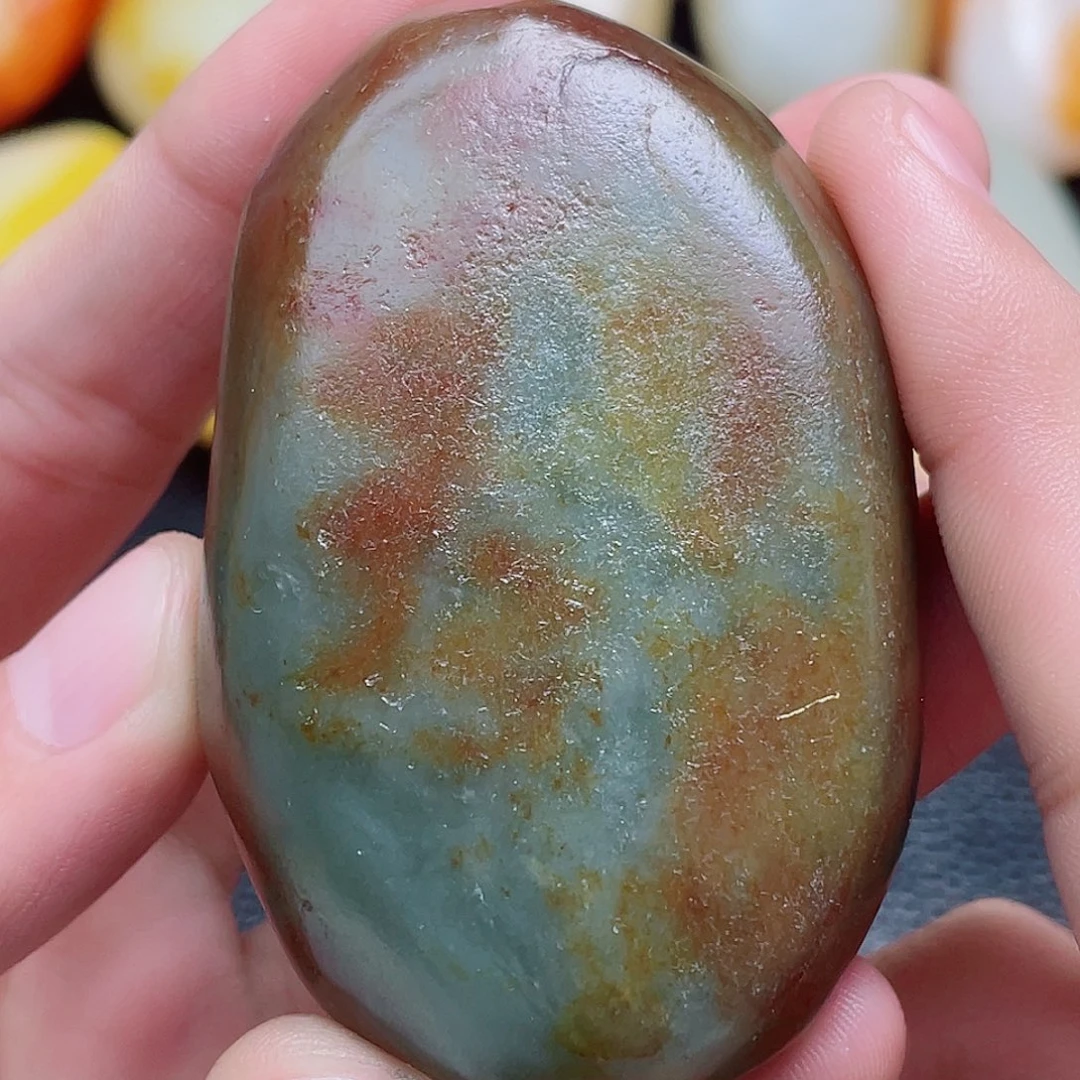 和田玉未镶嵌珠宝奇石