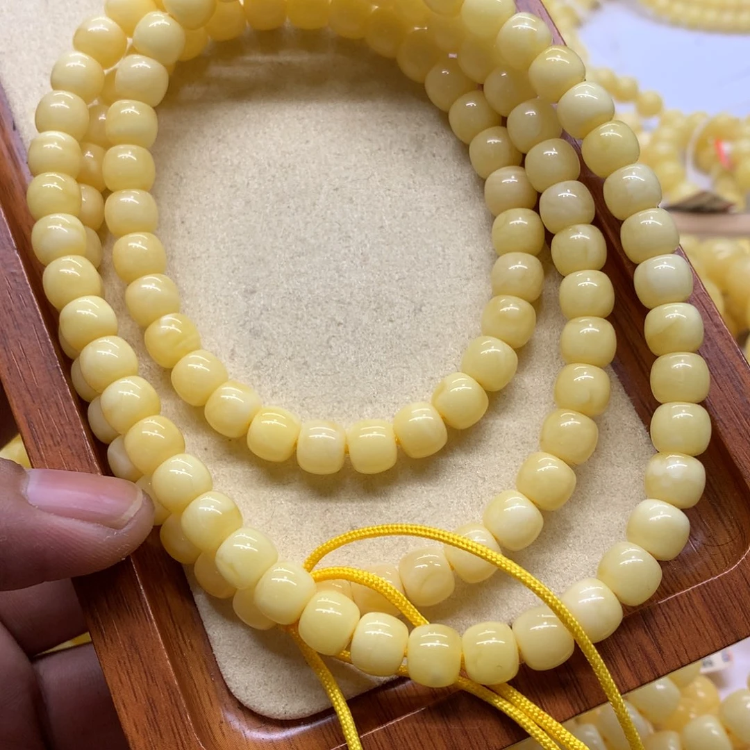 渭***云未镶嵌蜜蜡手链蜜蜡