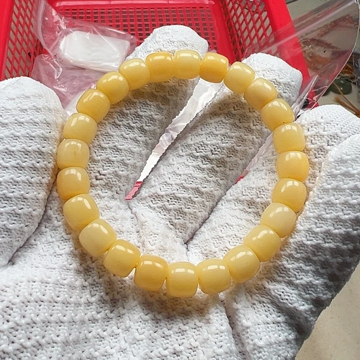 白玉菩提吊坠黄色6151