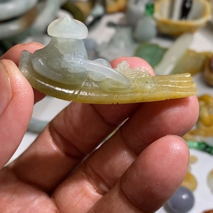 未镶嵌定制翡翠毛货