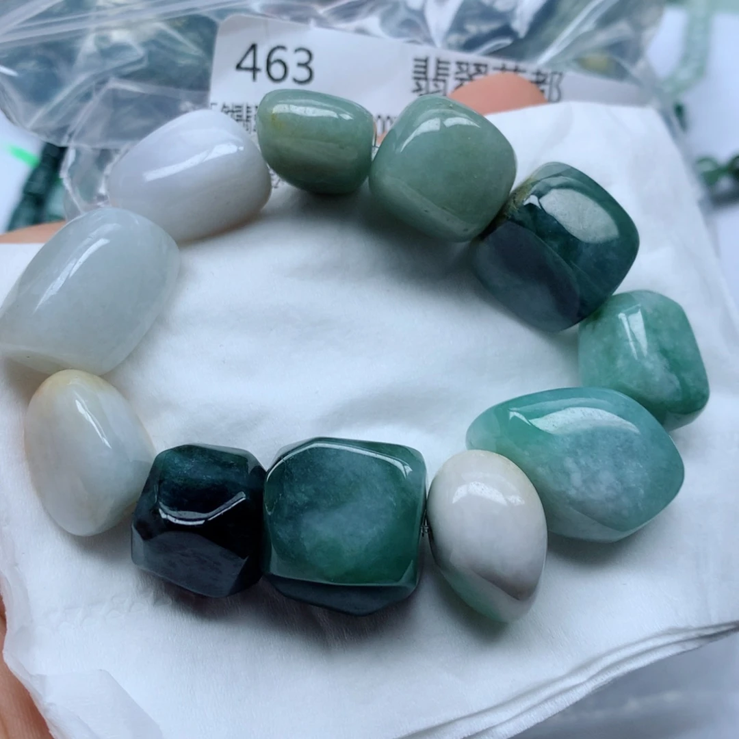 翡翠项链未镶嵌翡翠