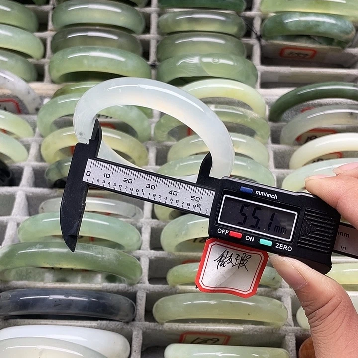 未镶嵌蛇纹石玉手镯166