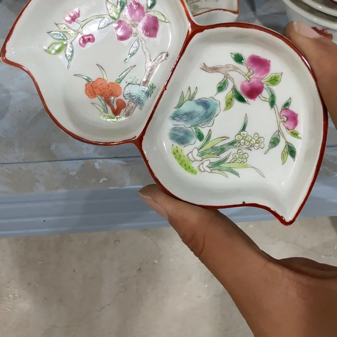 瓷片摆件等物品等都会自动消失