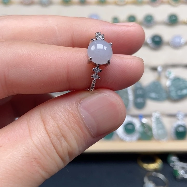 翡翠未镶嵌戒指戒指