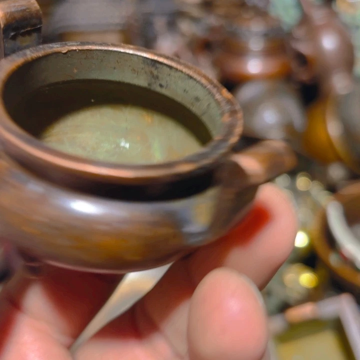 铜的。全清了。一件不留！不磨叽