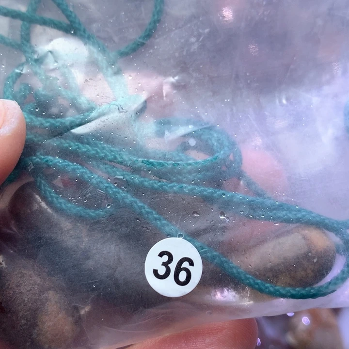 未镶嵌颈饰水晶?*雅