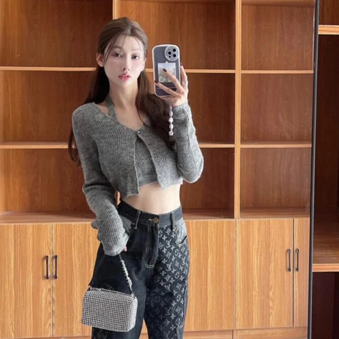 99新  潮牌两件上衣 尺码S成色看直播 GSS23980