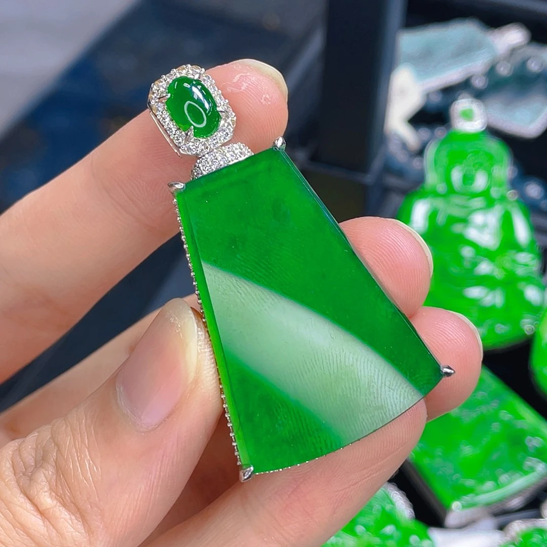 翡翠未镶嵌吊坠(不含链)