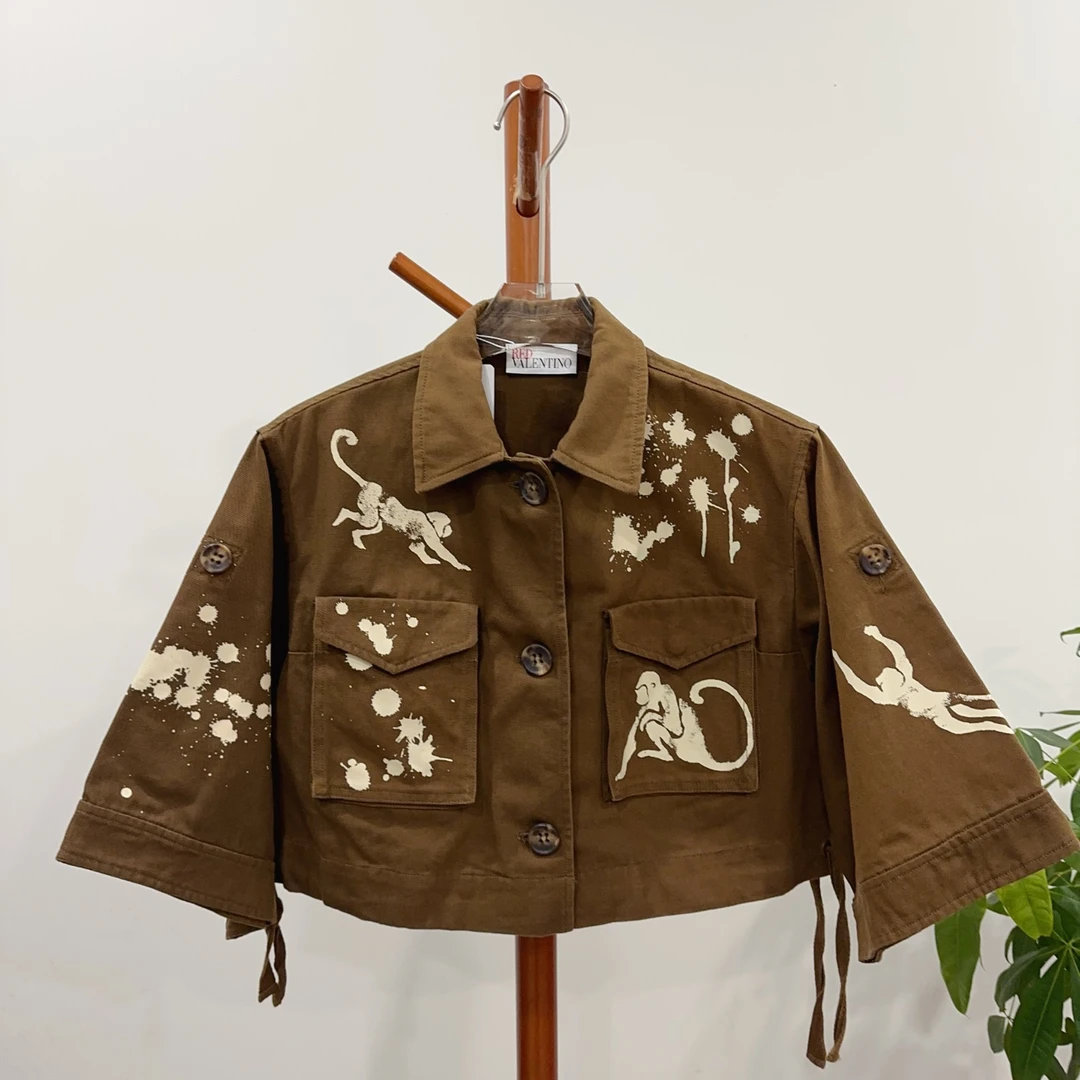 99新 Valentino/华伦天奴 短款外套 尺码40成色看直播 GSL3197