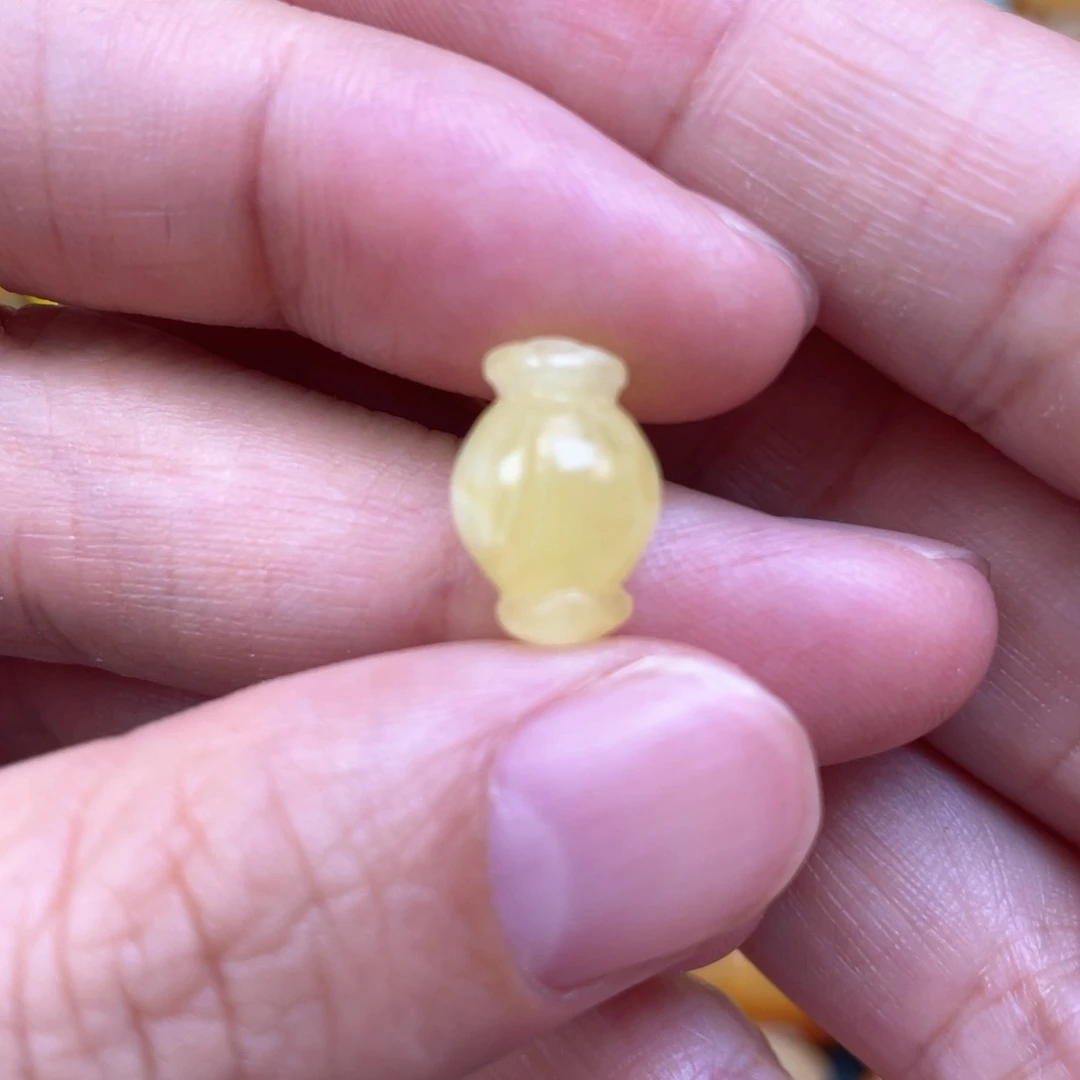 未镶嵌琥珀裸石蜜蜡