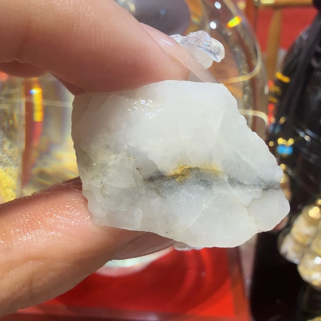 聚金阁天然明金矿标