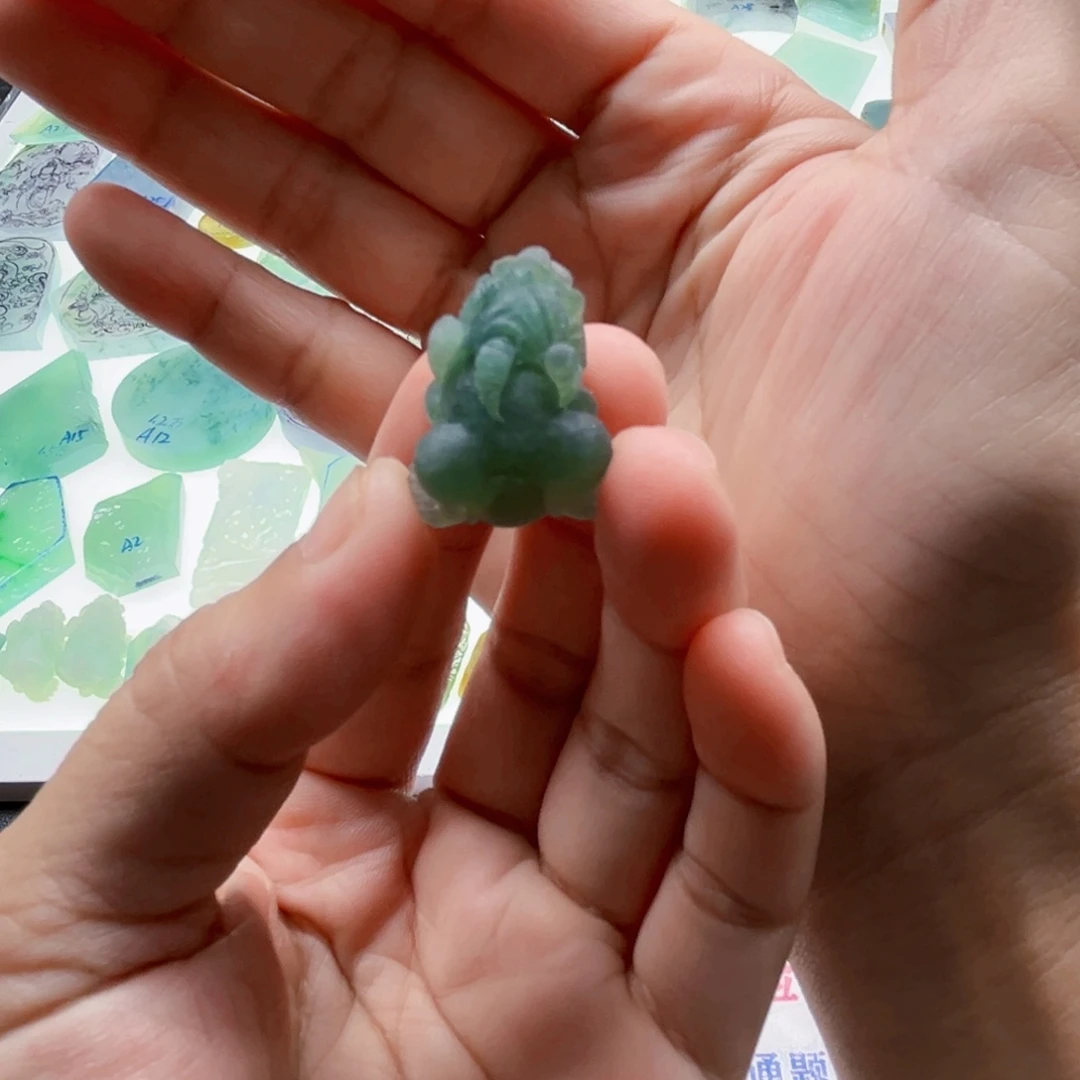 定制翡翠未镶嵌天然翡翠a货
