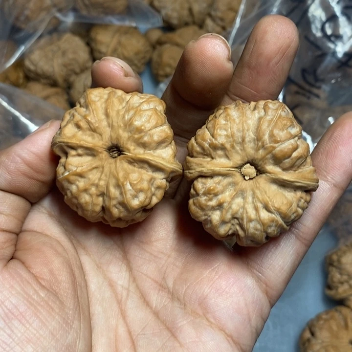 桃***方文玩核桃把件蛤蟆头38