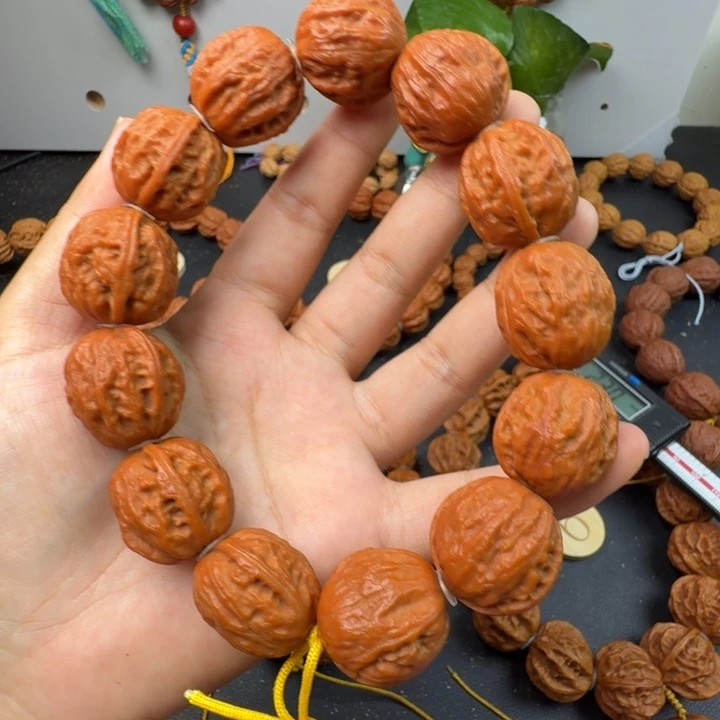 文玩核桃吊坠龟背纹京八棱手串