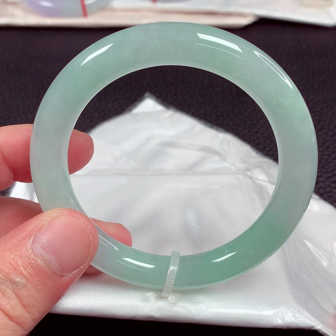 翡翠未镶嵌手镯天然翡翠手镯