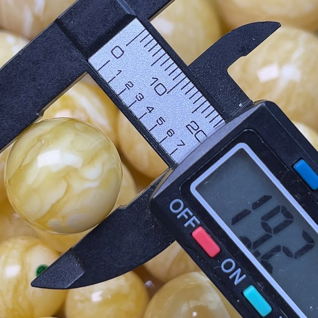 裸石蜜蜡未镶嵌！