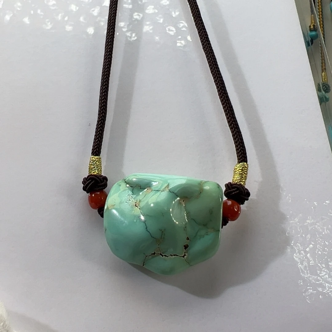 绿松石未镶嵌挂件