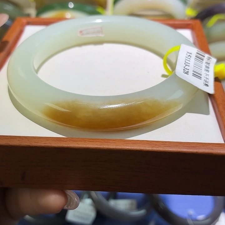 和田玉未镶嵌手镯58.5+