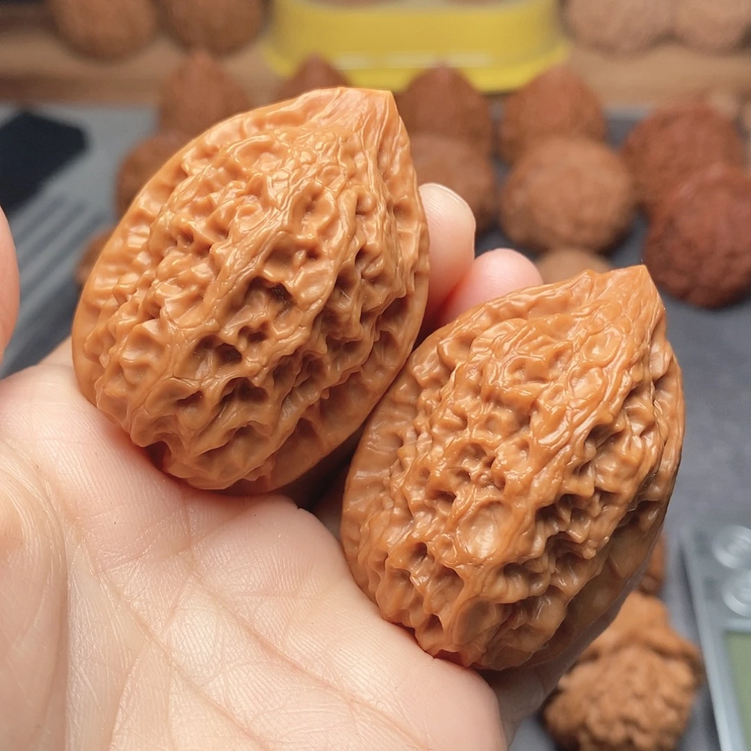 文玩核桃沈鸡35边有修尖完美主义不拍