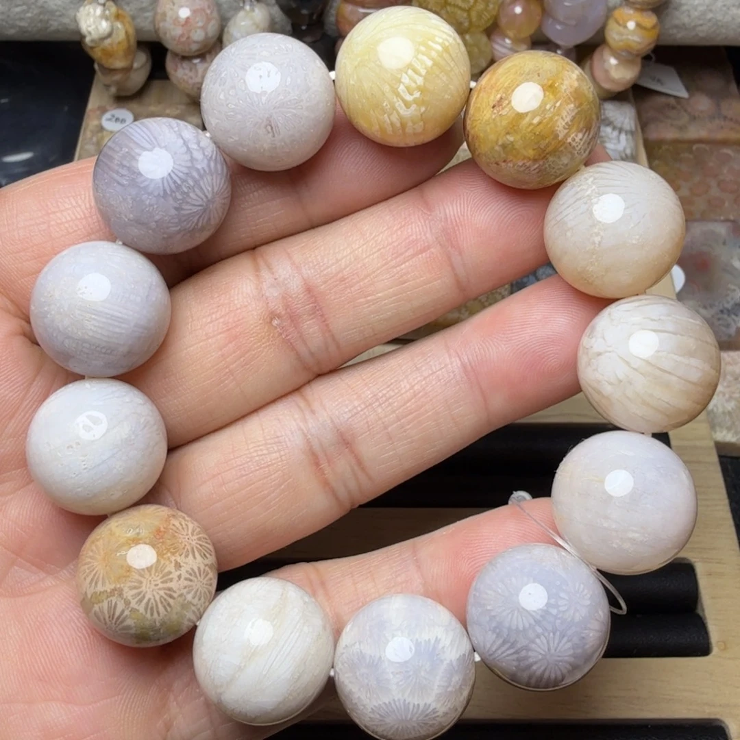 硅化玉未镶嵌纯天然色有机玉石保真色