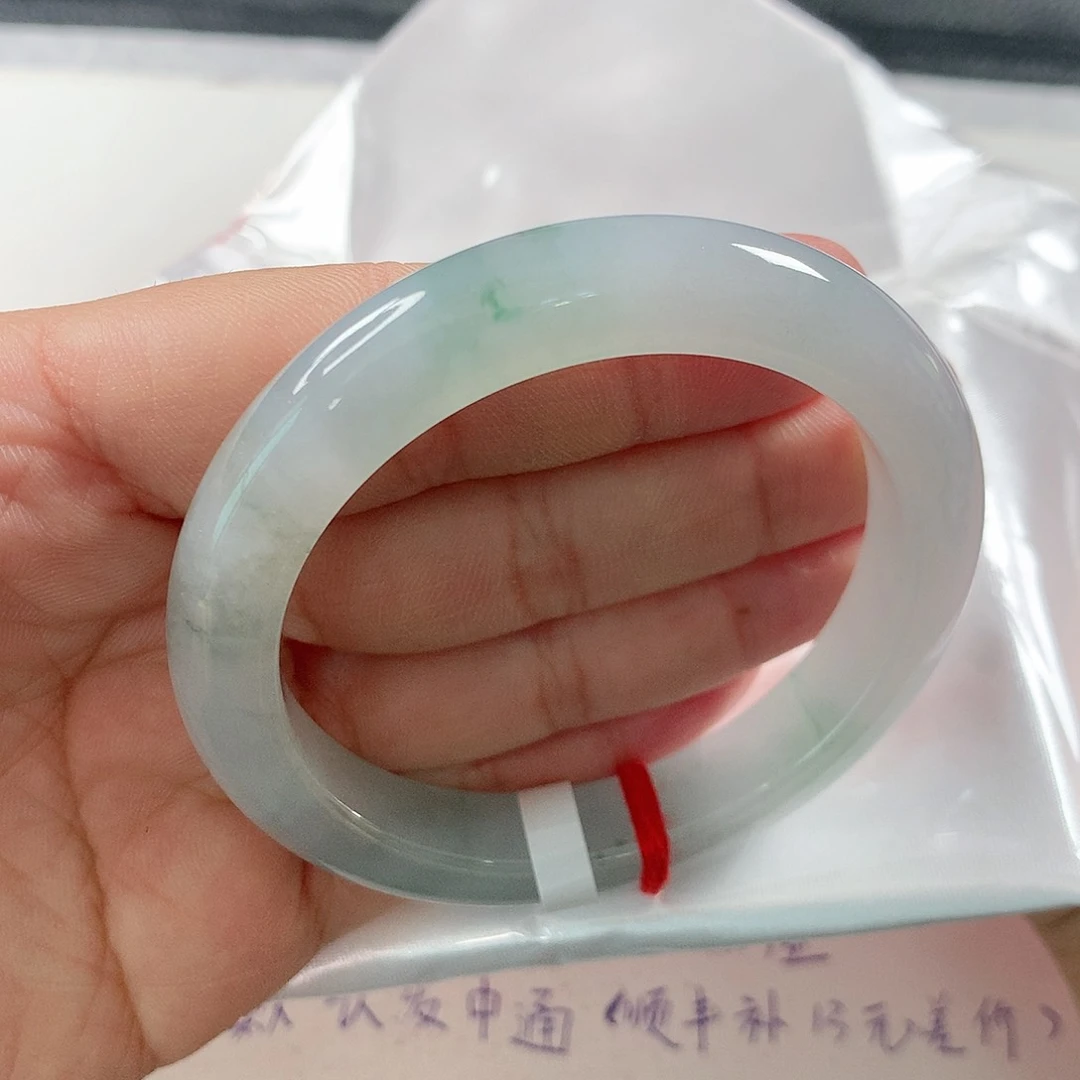 翡翠手镯未镶嵌①④①