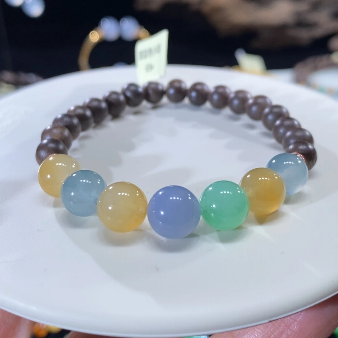 翡翠未镶嵌颈饰翡翠浓彩圆珠串8+mm