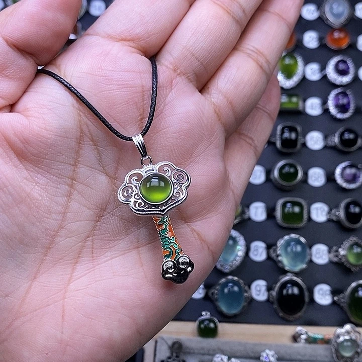 岫玉颈饰银S925镶嵌"****