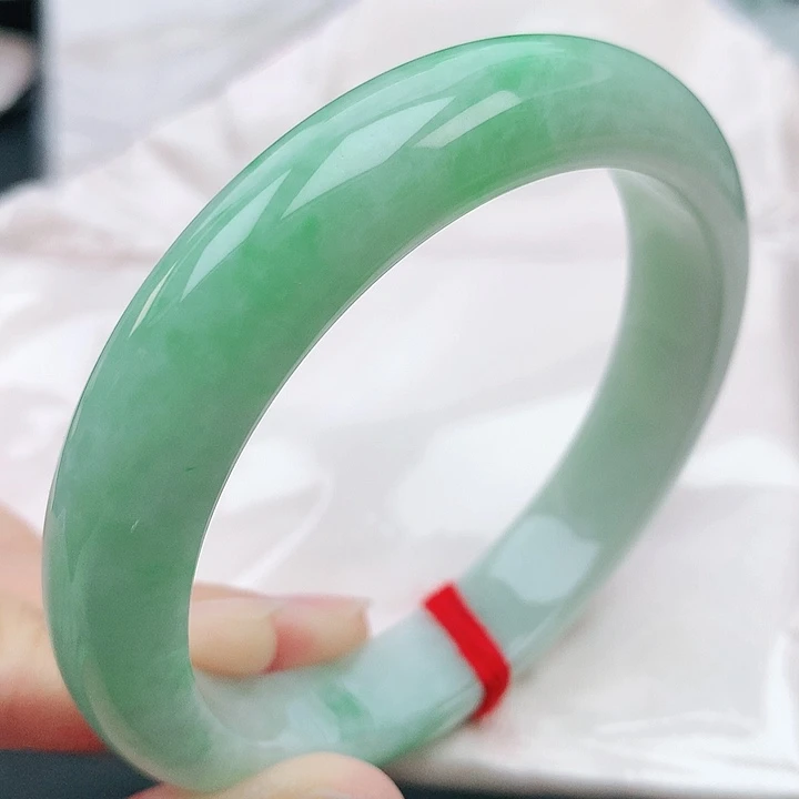 翡翠手镯未镶嵌59圈口882555