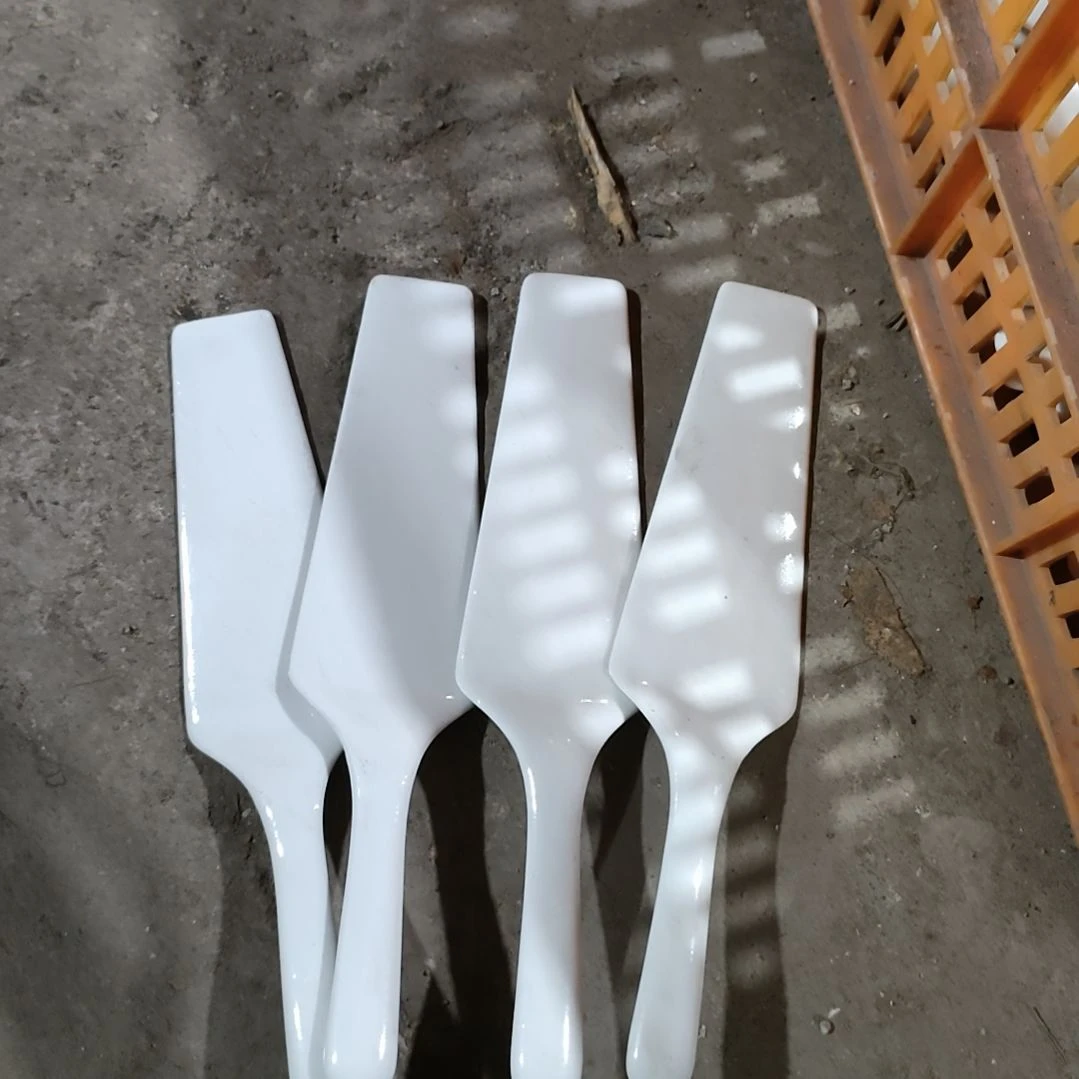 摆件陶瓷盘子碗啥都有