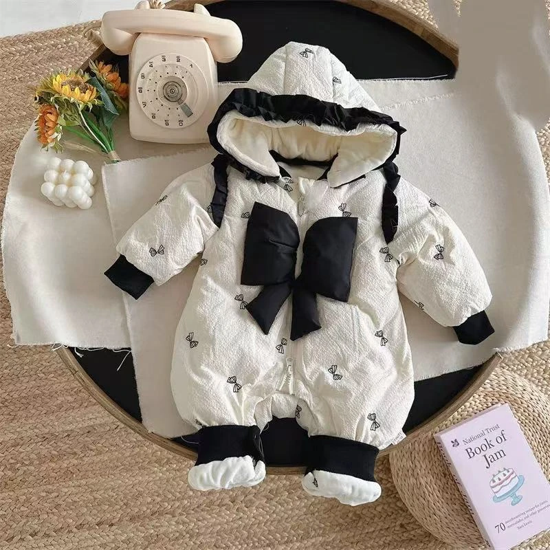 婴儿连体衣宝宝衣服公主超萌冬装满月可爱冬季哈衣韩版保暖外出服