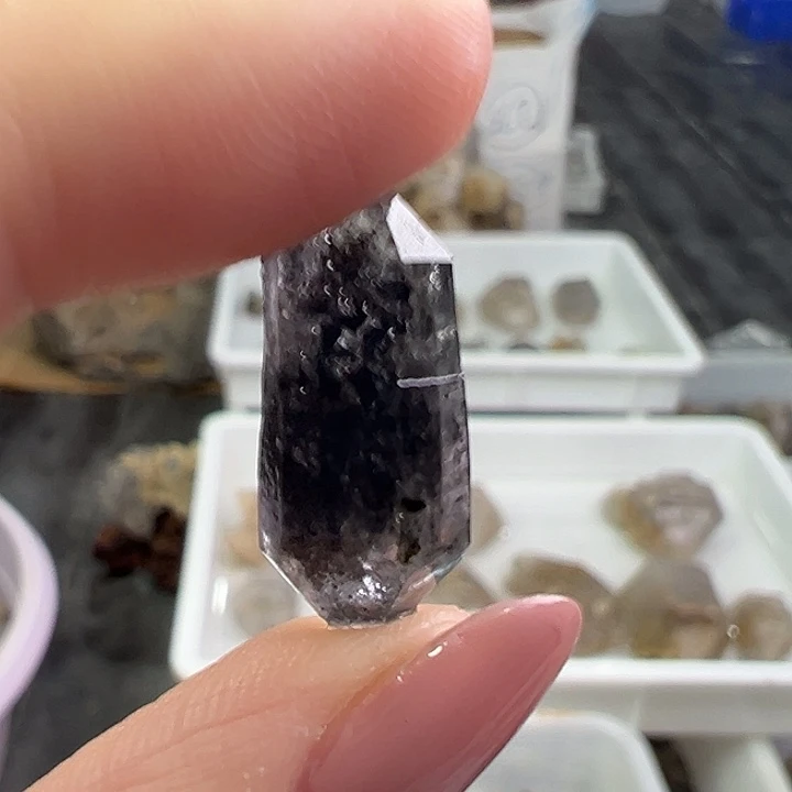 仿水晶磁石闪灵钻Ｌ７