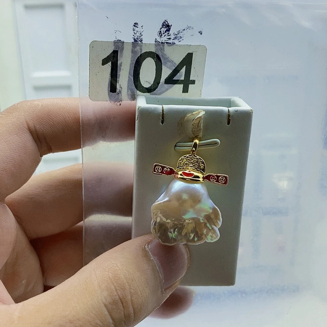 淡水珍珠颈饰合金