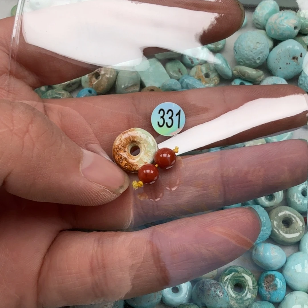 南红玛瑙未镶嵌珠宝奇石