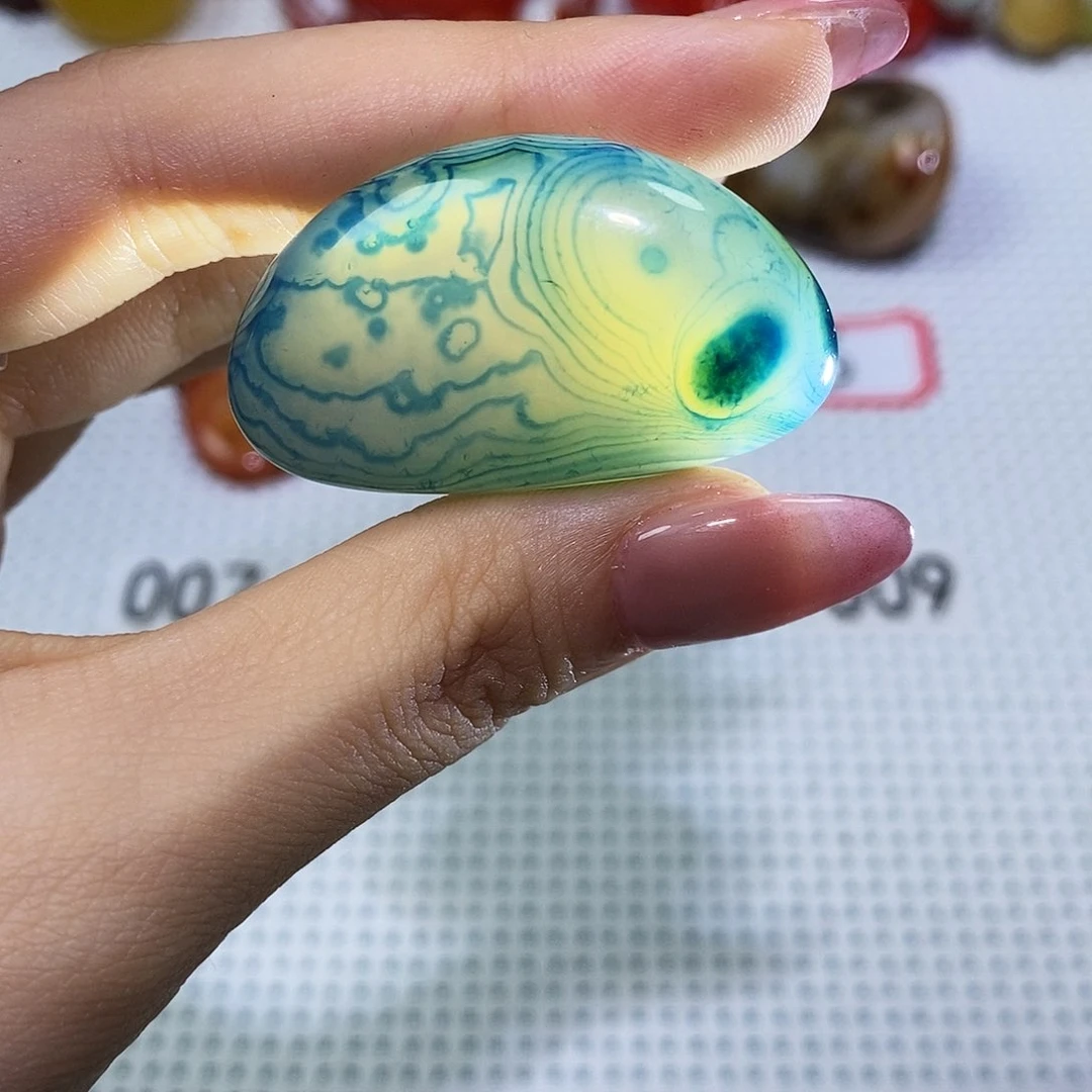 未镶嵌玛瑙/玉髓珠宝奇石