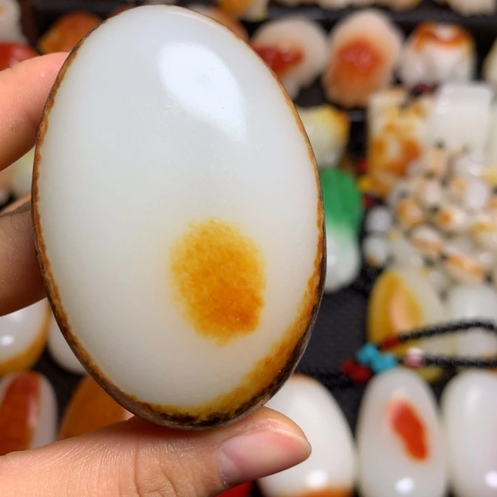新疆戈壁石五彩石
