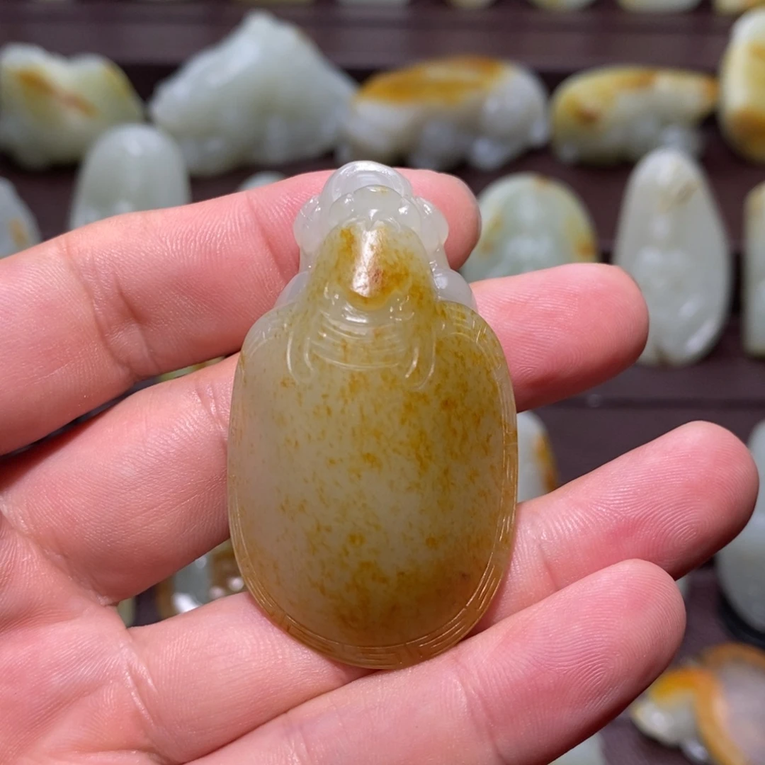 财***顶颈饰未镶嵌和田玉